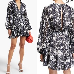 ALEXIS Neala Navy Blue & White Floral Print Faux Wrap Mini Dress size medium